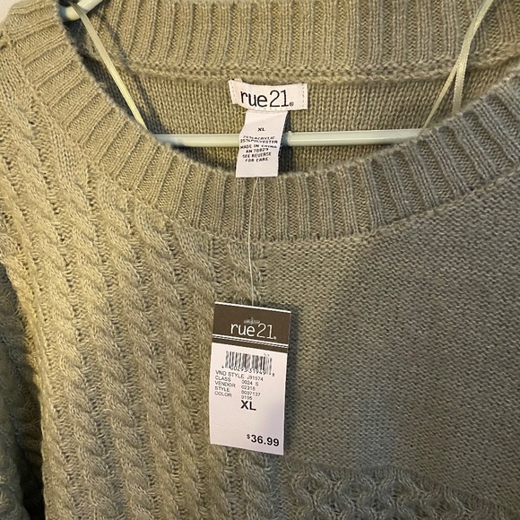 Rue21 Green Colorblock Multi-texture Sweater - Picture 2 of 2